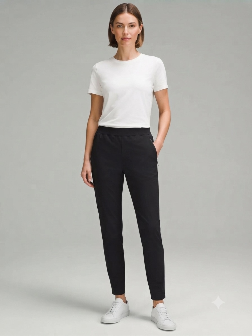 Roots Canada Women's Black Cotton Blend Casual Joggers / Athletic Pants Size M